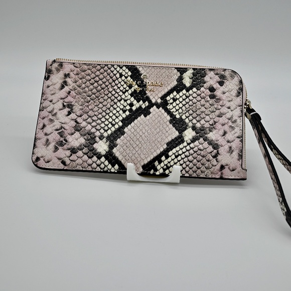 Kate Spade Medium L-Zip Wristlet Snake Embossed NWT - Picture 1 of 3